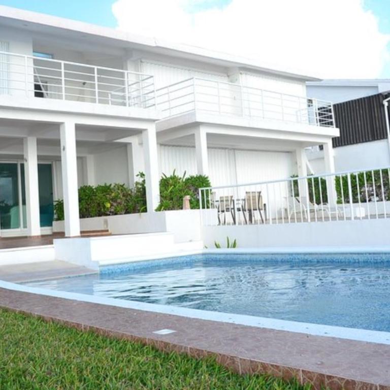 Casa Picón Cancún - Four-Bedroom House - 10