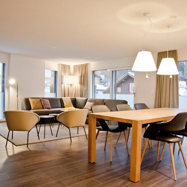 Apartment Flüehblüemli - GRIWA RENT AG - Two-Bedroom Apartment - 1