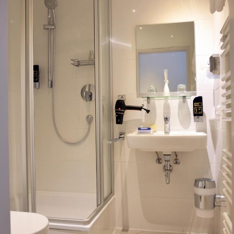 Arthotel Munich - Doppelzimmer - Nebengebäude - ohne Aufzug - 8
