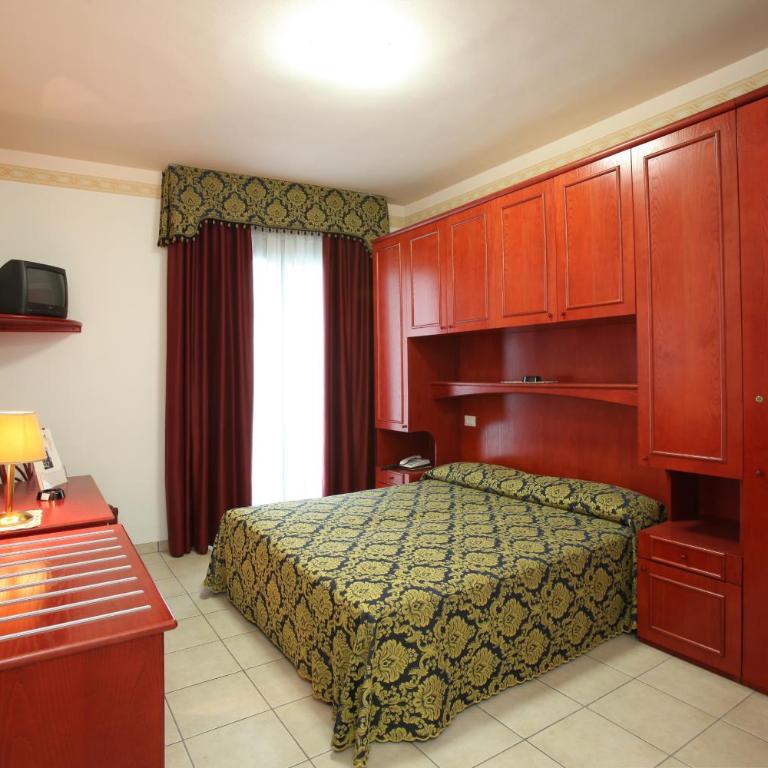 Hotel Garni San Carlo - Camera Quadrupla - 2
