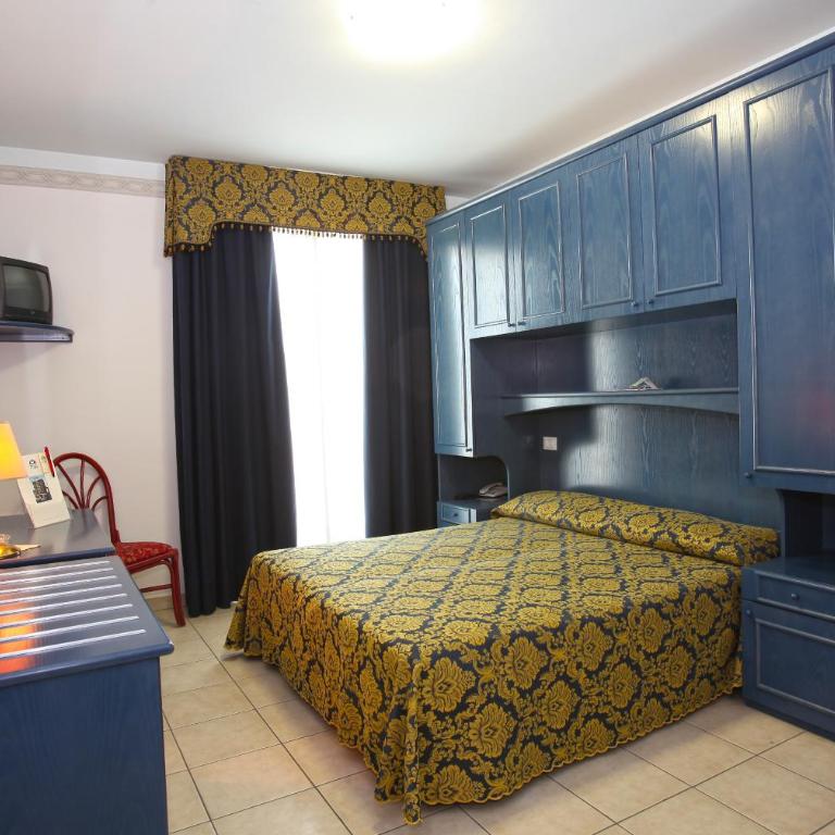 Hotel Garni San Carlo - Camera Quadrupla - 5