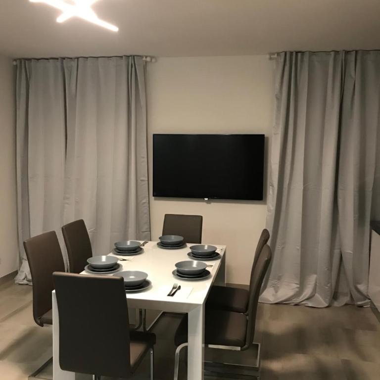 Loft Sirmione - Appartamento con Vista Lago Parziale - 14