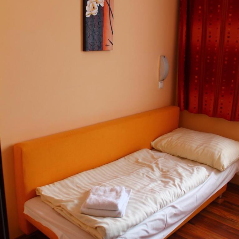 Lachtalhaus - Family Room - 2