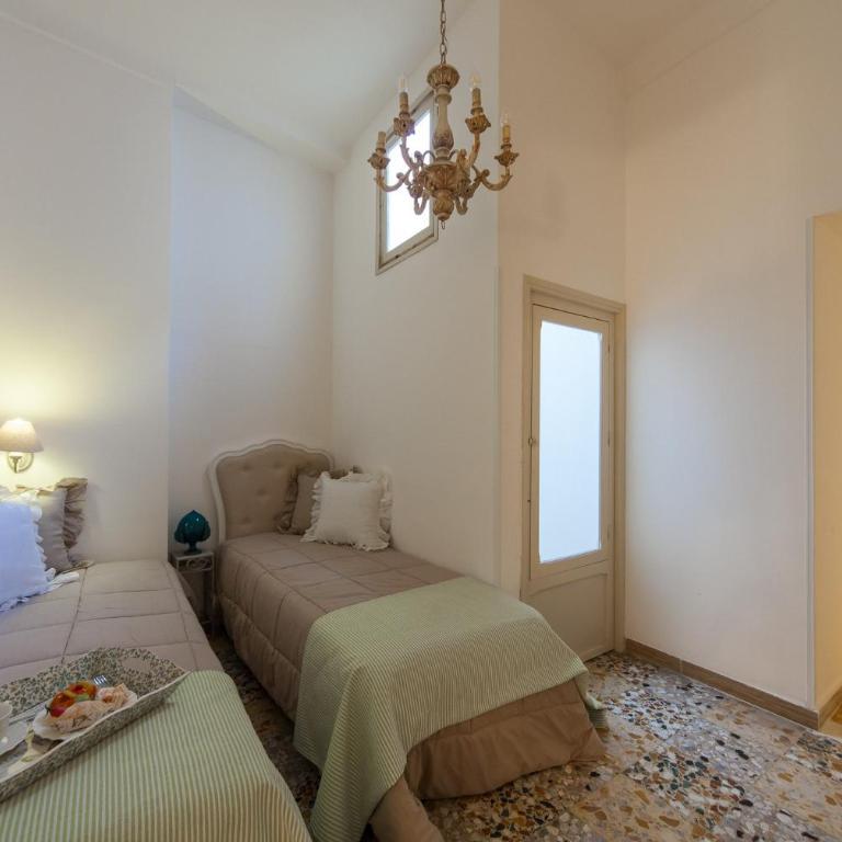 palazzinApulia - Camera Familiare - 6