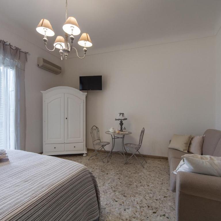 palazzinApulia - Camera Familiare - 8