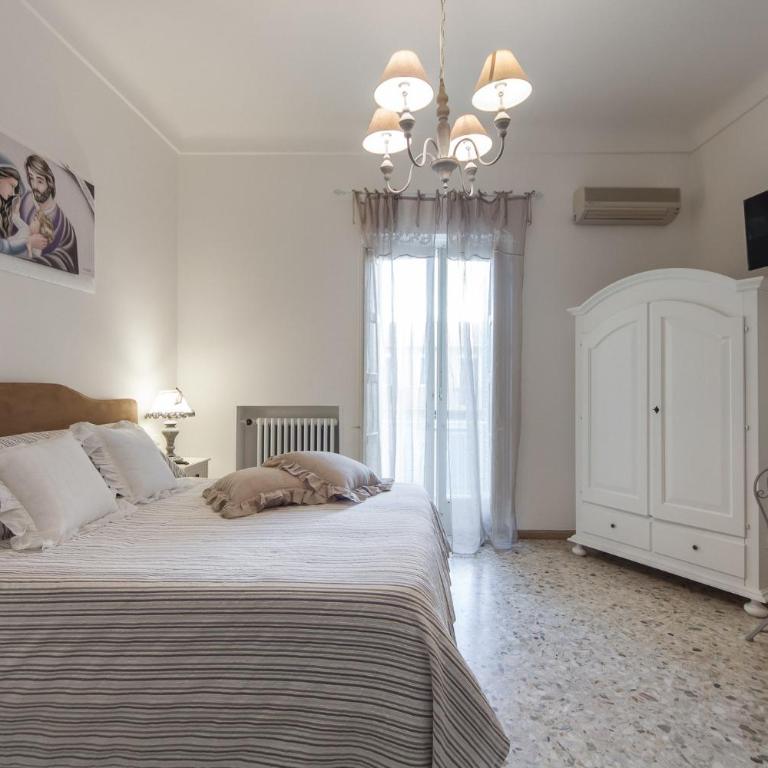 palazzinApulia - Camera Familiare - 9