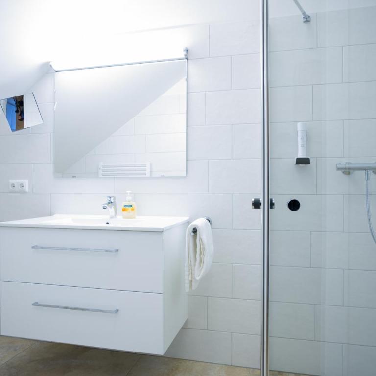 Lake view suites Villa Julia by we rent - Apartment mit 2 Schlafzimmern - 8