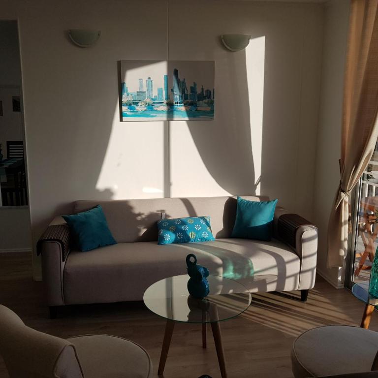 PUQ Rent Apartment - Three-Bedroom Apartment - 19