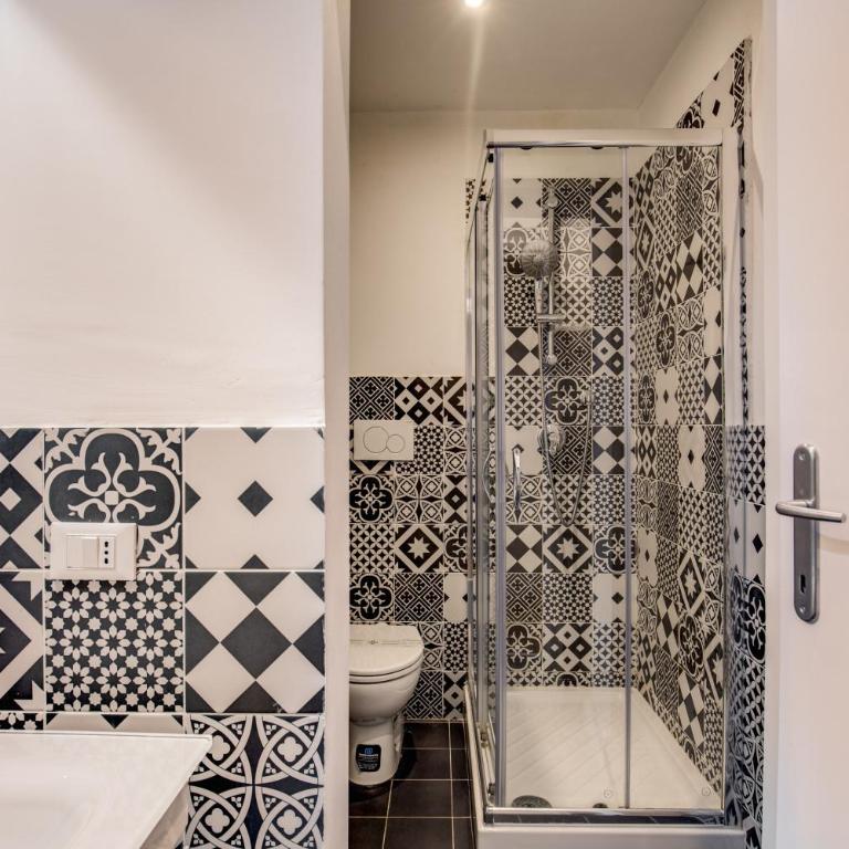 AwesHomeItaly - Vintage Rooms - Triple Room with Private External Bathroom - 9