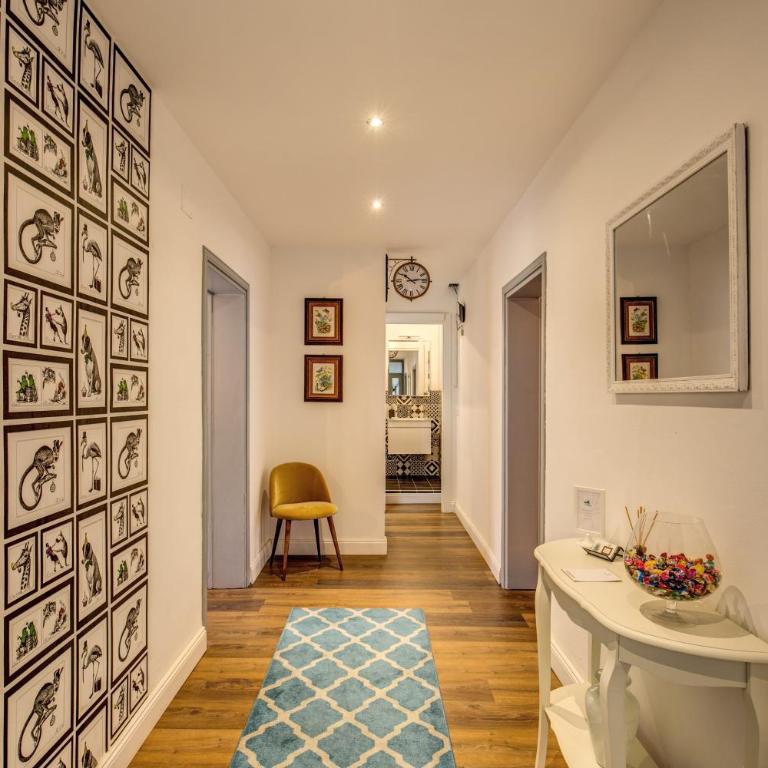 AwesHomeItaly - Vintage Rooms - Triple Room with Private External Bathroom - 4