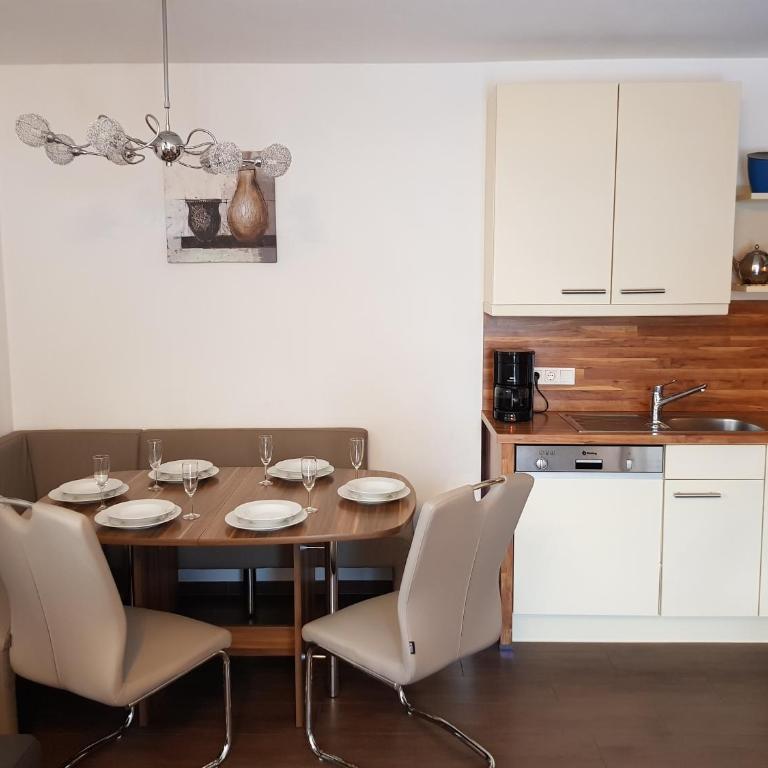 Kitz Residenz Appartement 10 Kaprun - Apartment mit 2 Schlafzimmern und Terrasse (4 Erwachsene + 2 Kinder) - 4