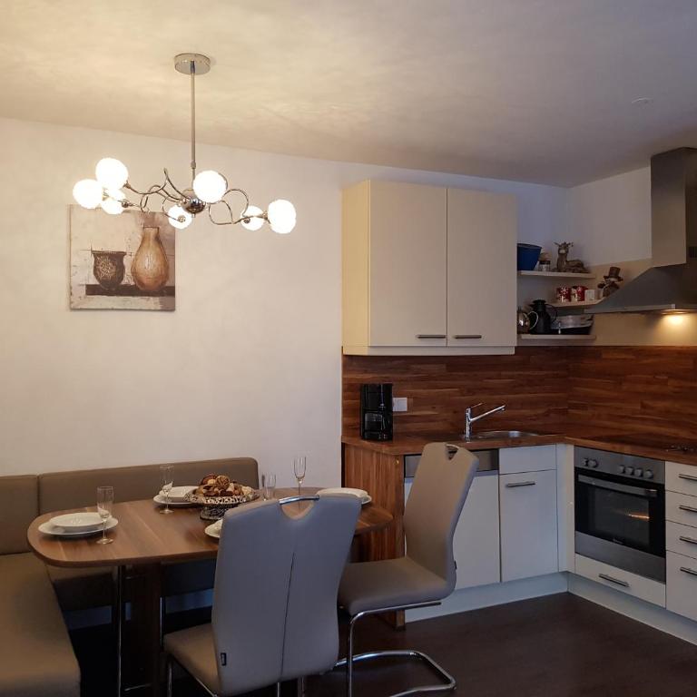Kitz Residenz Appartement 10 Kaprun - Apartment mit 2 Schlafzimmern und Terrasse (4 Erwachsene + 2 Kinder) - 5