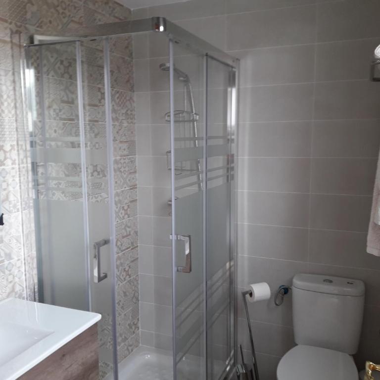 Alojamiento Colina del Sol - Habitación Doble con baño privado y terraza - 9