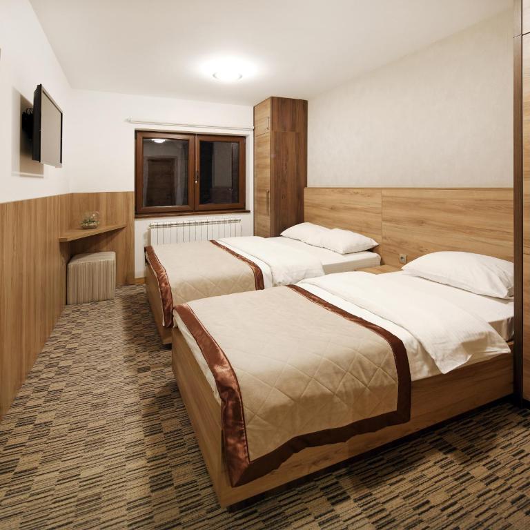 Pansion Winter - Basic Triple Room - 3