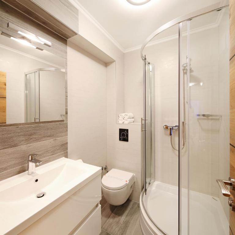 Pansion Winter - Quadruple Room with Private Bathroom - 3