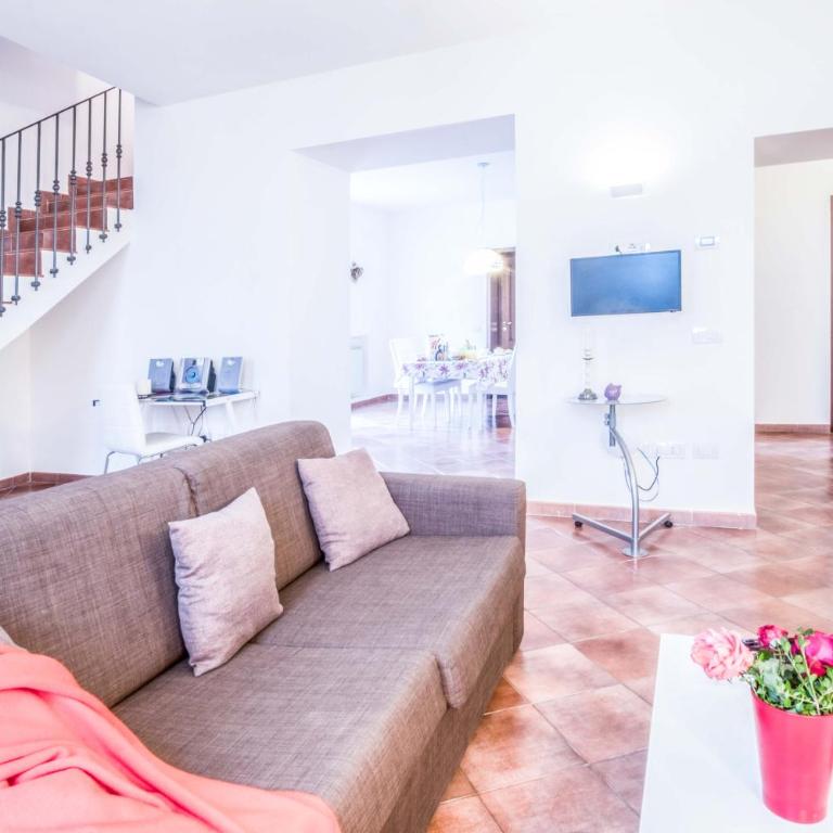 Amore Rentals - Maison Palazzo Correale - Appartamento con Balcone - 29