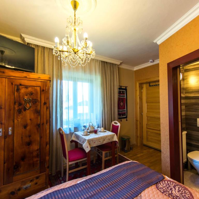 Moroder Haus - Doppelzimmer I mit Balkon - 4