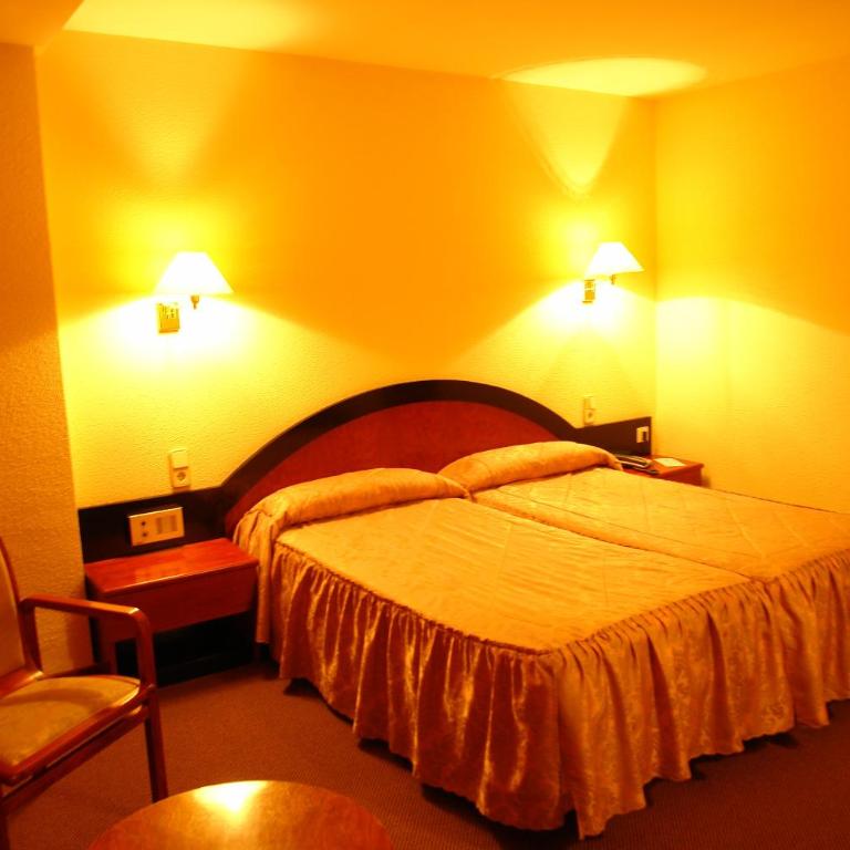 Hotel Roc Del Castell - Habitación Doble - 2 camas - 5