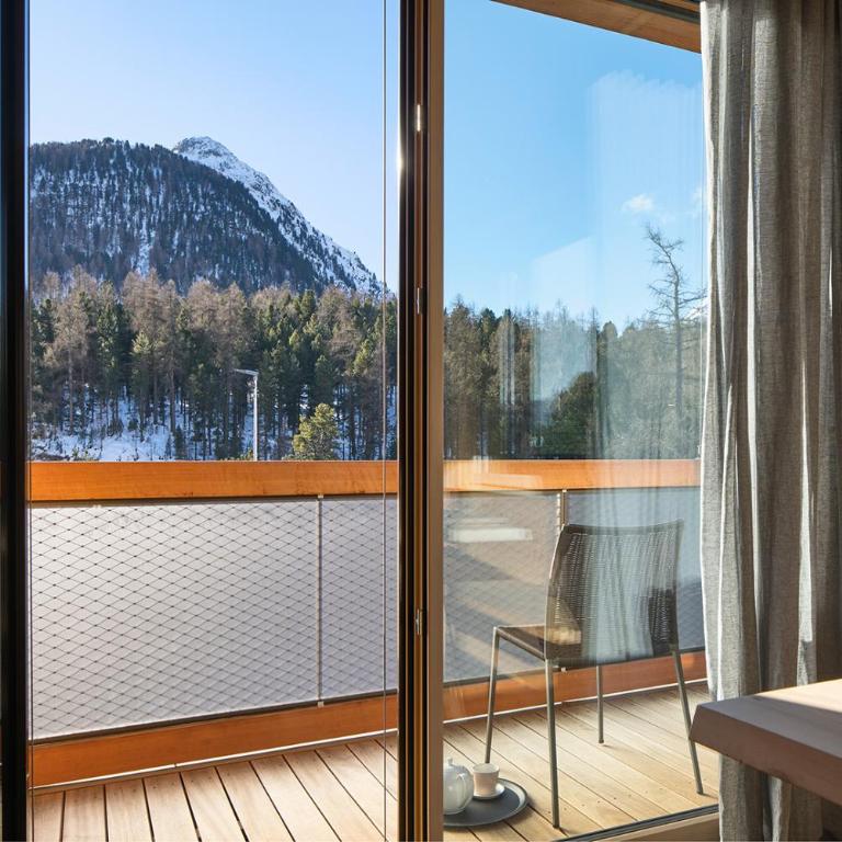 Alpine Lodge Chesa a la Punt - Apartment mit 2 Schlafzimmern - 4