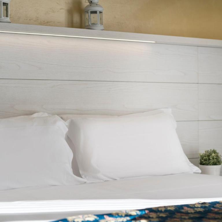 Hotel Hawaii Bed and Coffee - Double or Twin Room with Balcony - 10