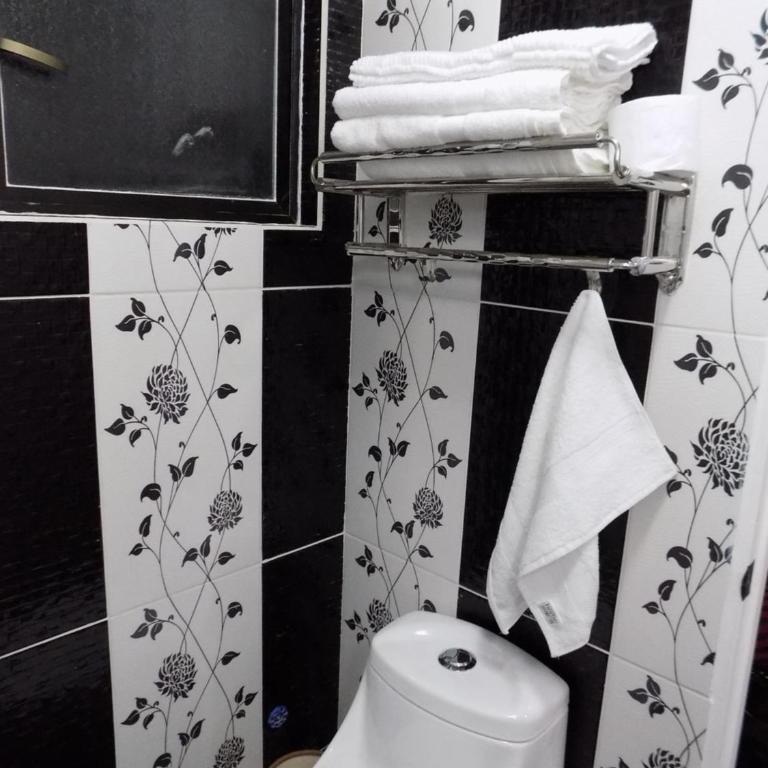 Hostal Gipuzkoa - Superior Queen Room - 10