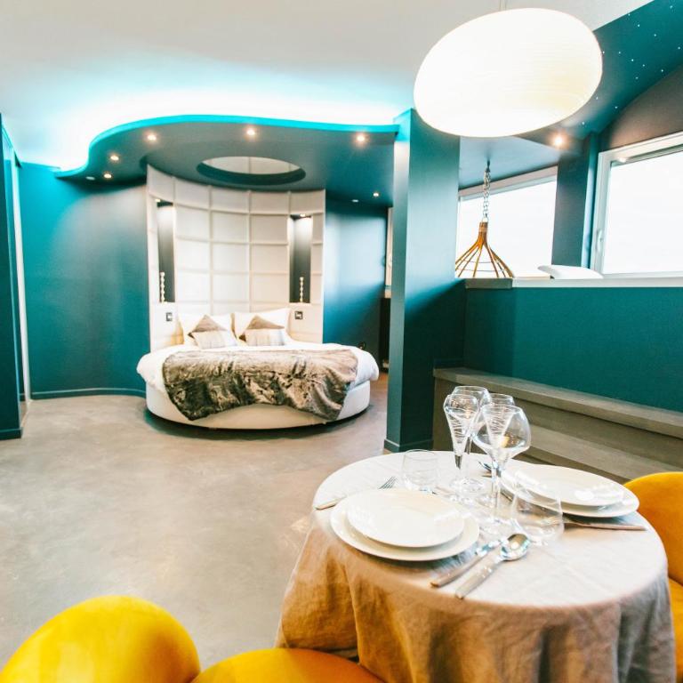 Parenthèse Concept Room - Saphir Suite - Private Hot Tub - 6