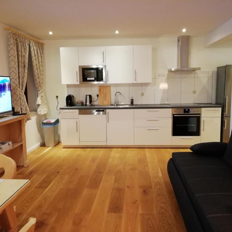 Saalfelden City Center - Two-Bedroom Apartment - Top 2 - 5