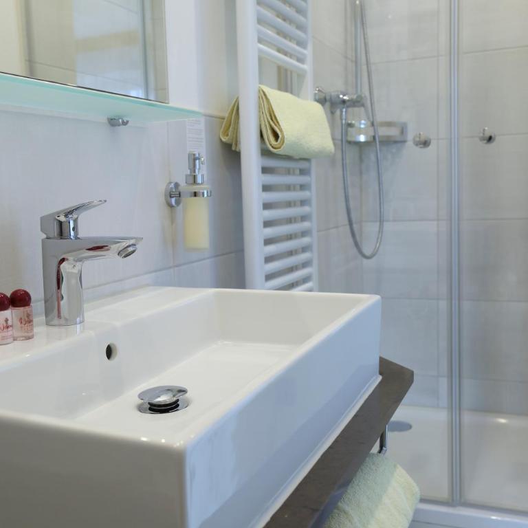 Hotel Steffl Garni inkl Chiemgau Karte - Standard Doppelzimmer - 8