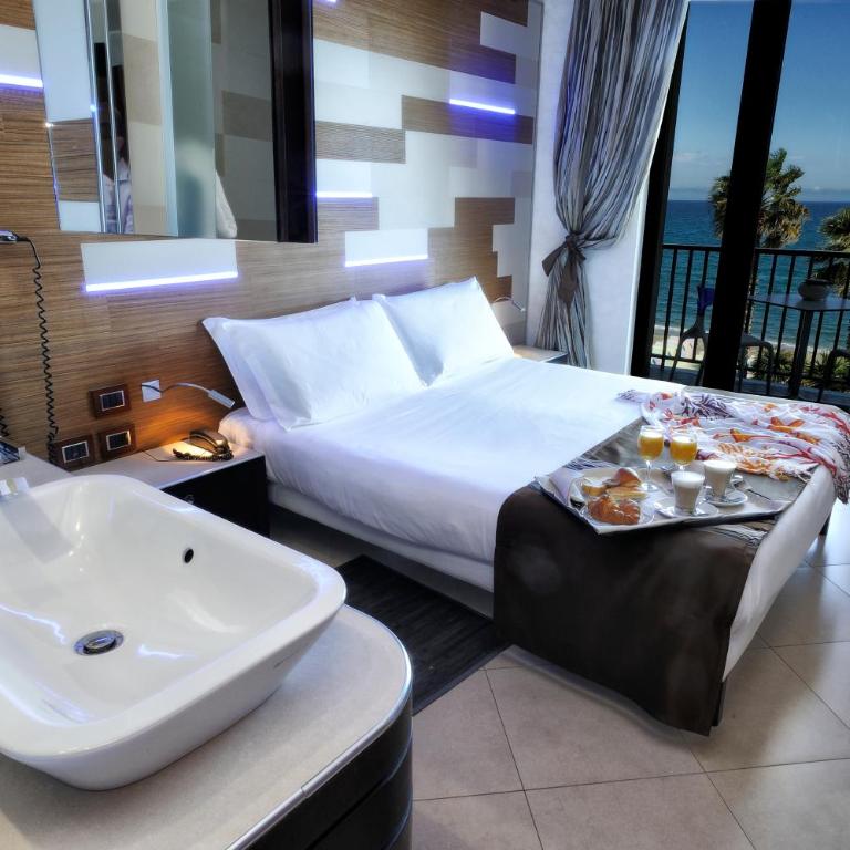Mare Hotel - Camera Matrimoniale Superior con Vista Mare - 3