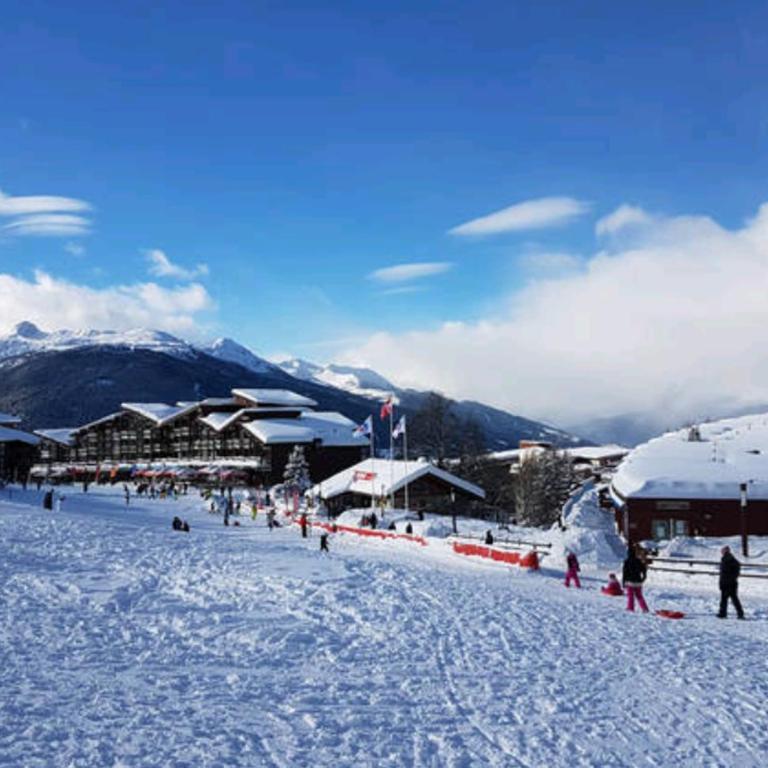 Duplex face aux pistes - Appartement avec Vue sur la Montagne - 12