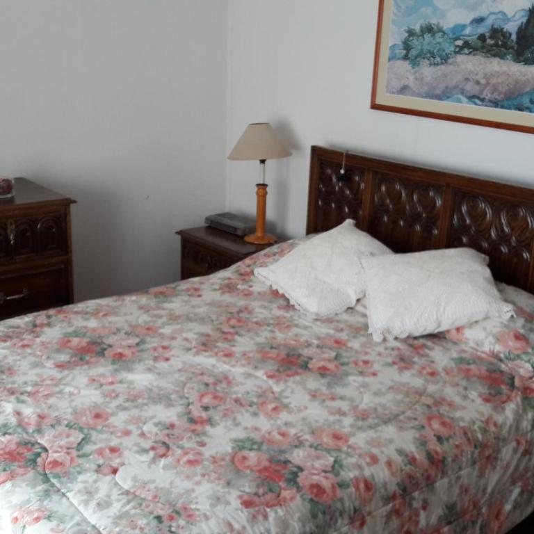 Pingueral - Four-Bedroom House - 36