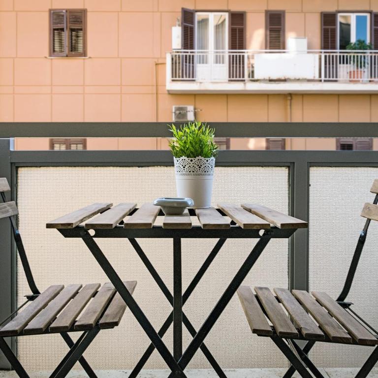 Kalamonjo Suite&Rooms - Deluxe Double or Twin Room with Balcony - 1