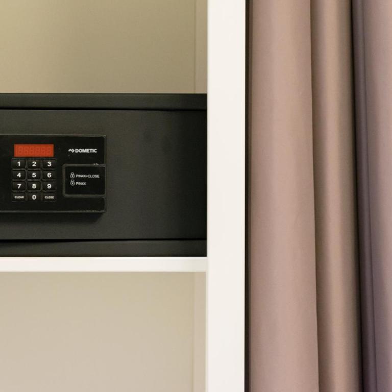 Kalamonjo Suite&Rooms - Deluxe Double or Twin Room with Balcony - 14