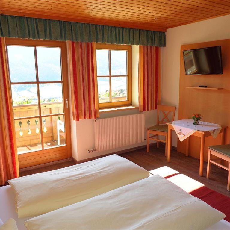 Gästehaus Davidbauer - Doppelzimmer mit Balkon - 4