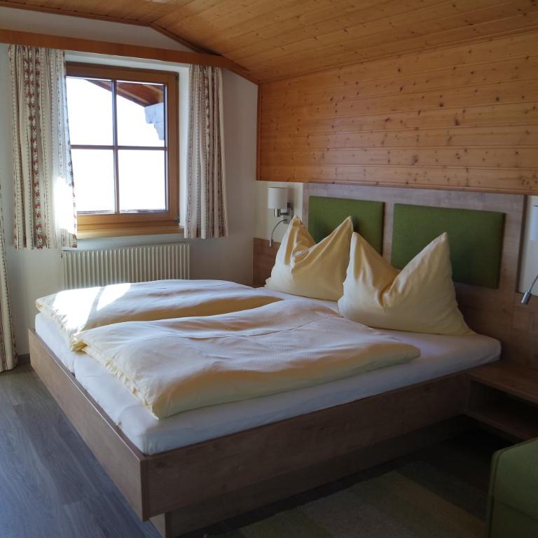 Gästehaus Davidbauer - Doppelzimmer mit Balkon - 7