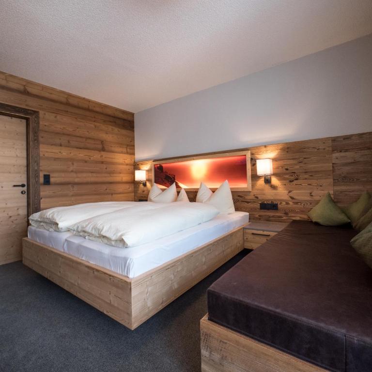 Hotel & Apart Central - Apartment mit 2 Schlafzimmern und Balkon - 24