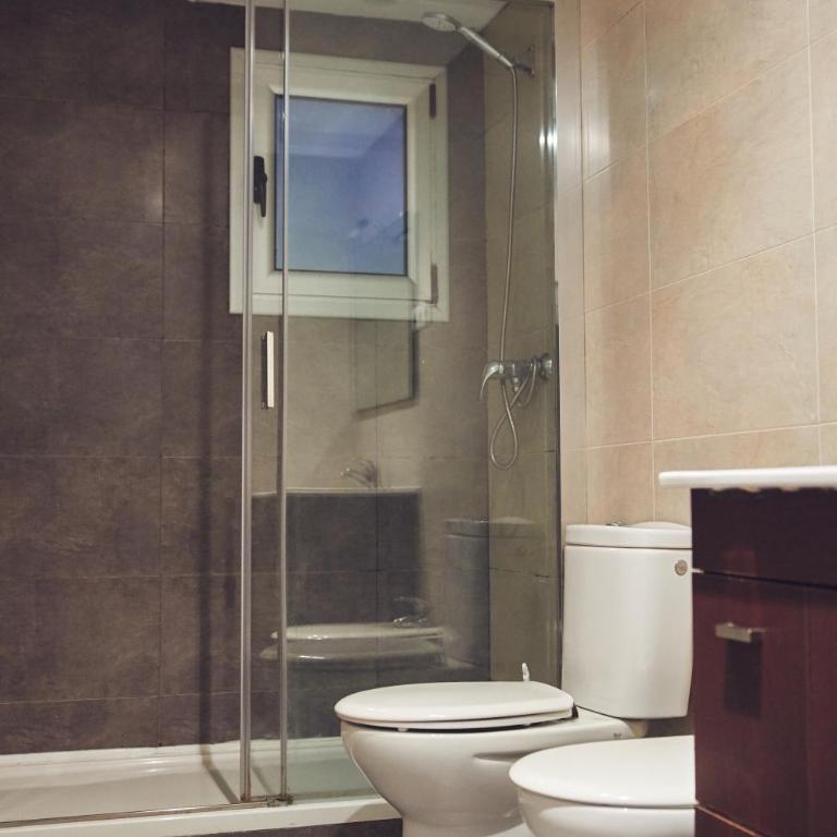 Alcam Valencia II - Two-Bedroom Apartment - 14