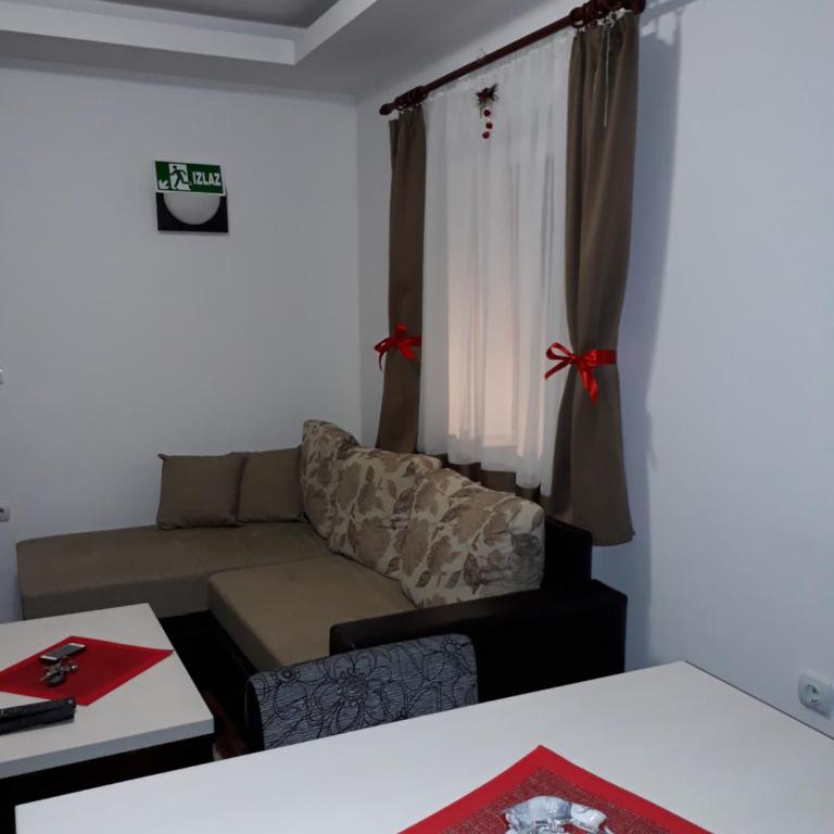 Apartments Panovic - One-Bedroom Apartment with Patio and Mountain View- Ground Floor - 10