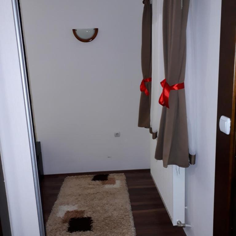 Apartments Panovic - One-Bedroom Apartment with Patio and Mountain View- Ground Floor - 6