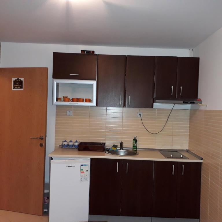 Apartments Panovic - Comfort Studio with Balcony and Mountain View - 8