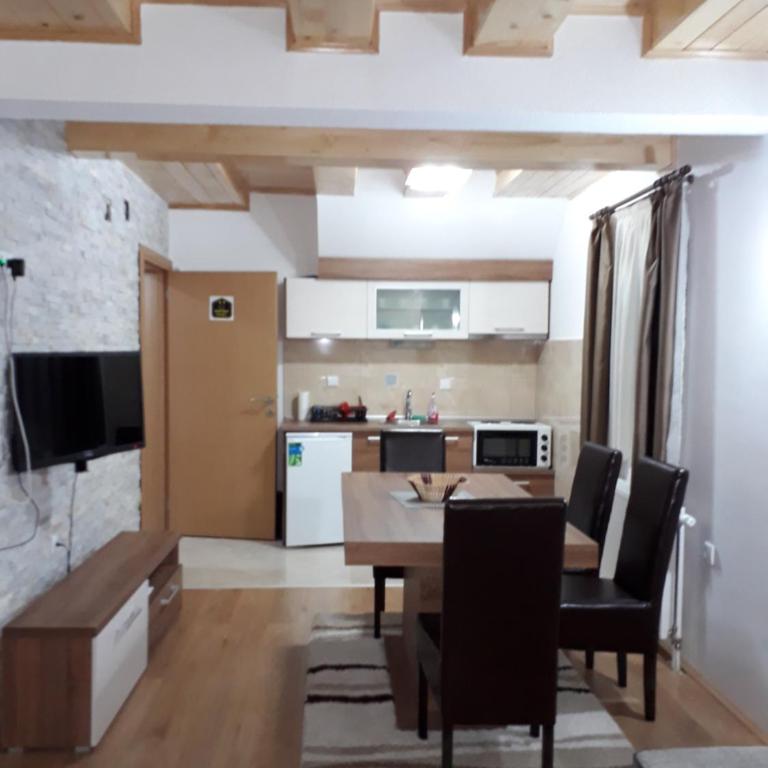 Apartments Panovic - Family Studio - 5