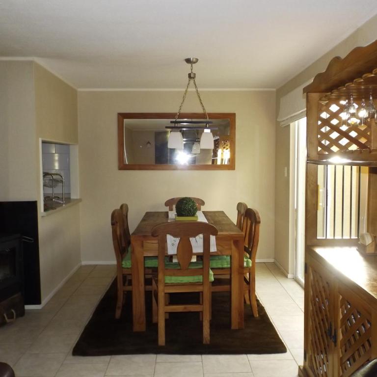 Cond. Peumayen Pucon - Three-Bedroom House - 8