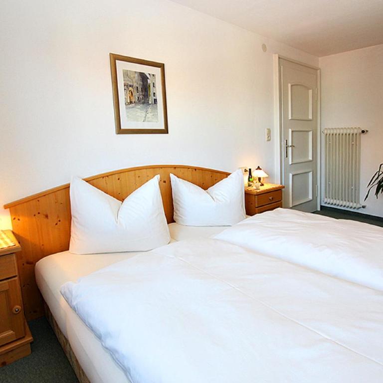 LANDHAUS Mayer - TOP-Ferienwohnungen - Apartment mit 2 Schlafzimmern - 3