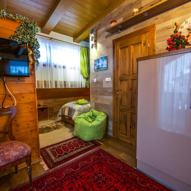 Moroder Haus - Apartment mit 1 Schlafzimmer und Balkon - 13