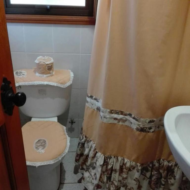 Parcela privada con piscina en Olmué - Casa de 4 dormitorios - 40