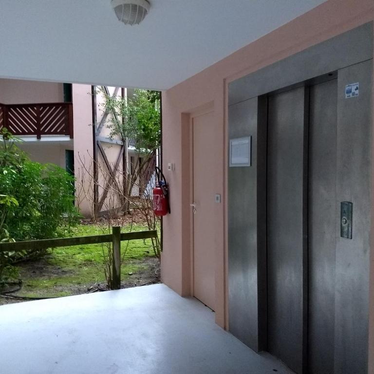Albertine appt 112 - Appartement avec Terrasse - 35