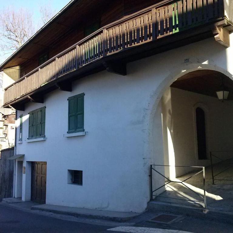 appartement château de la Comtesse - Appartamento con Vista Montagna - 3