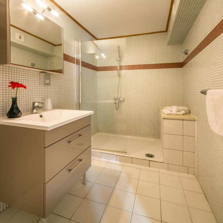 Hotel Rhodos Morzine - Chambre Triple - 2
