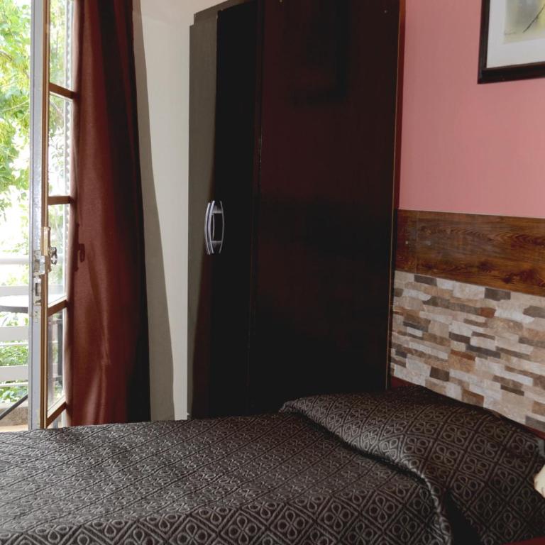 Hotel A Mi Gente - Triple Room with Private Bathroom - 1