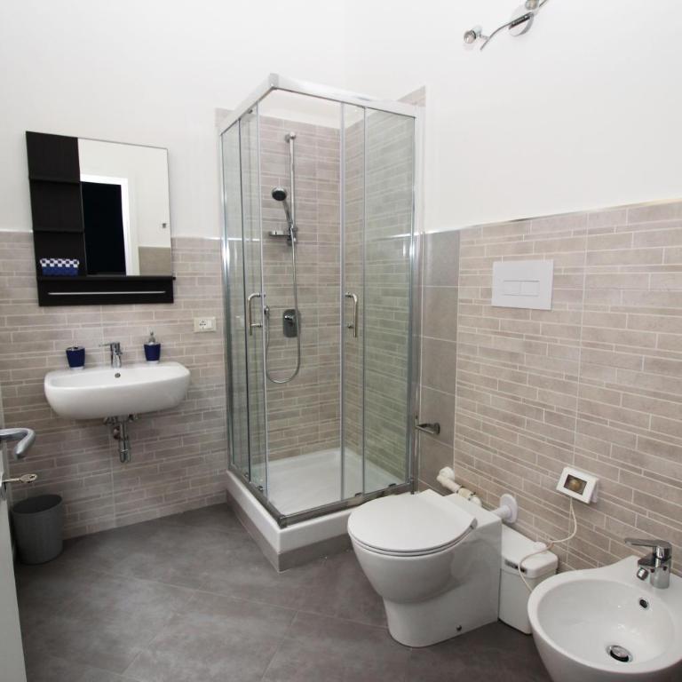 Oasi del Turista - Triple Room with Private Bathroom - 1